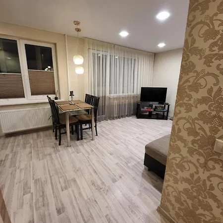 Family In The Southern Part Of The Apartamento Klaipėda